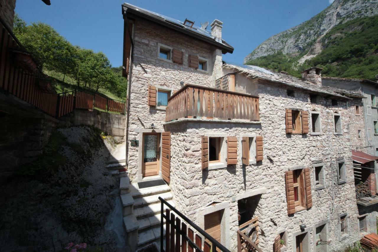 Albergo Diffuso Valcellina E Val Vajont In Casso Bagian luar foto