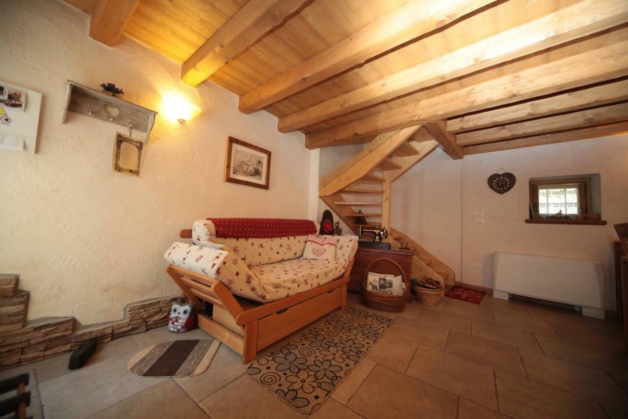 Albergo Diffuso Valcellina E Val Vajont In Casso Bagian luar foto
