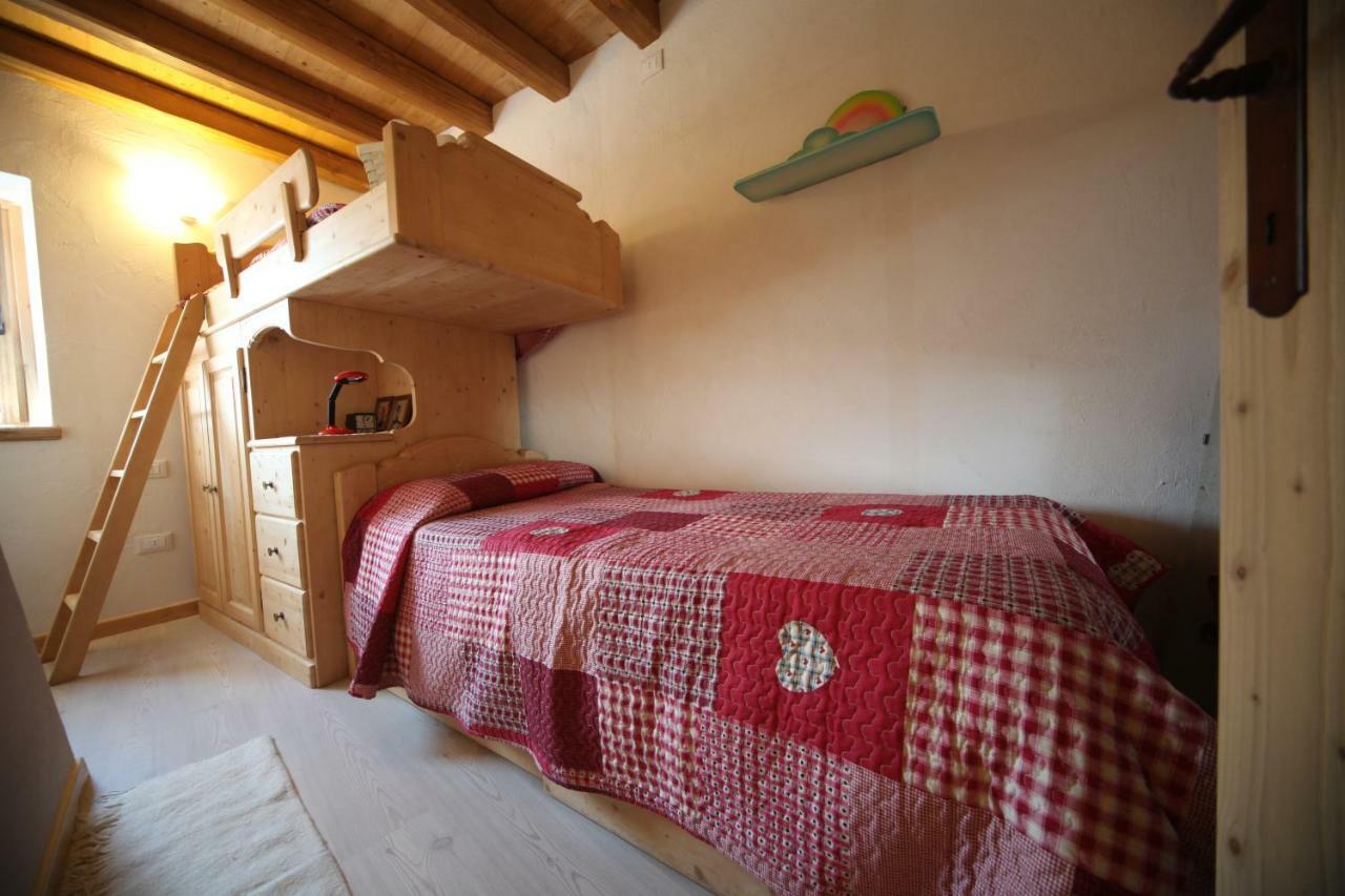 Albergo Diffuso Valcellina E Val Vajont In Casso Bagian luar foto