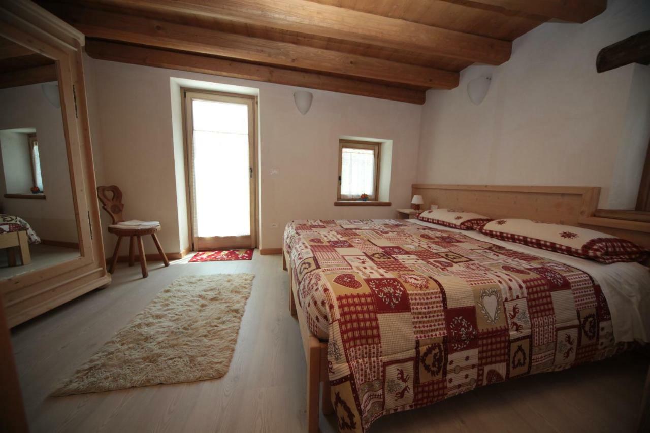 Albergo Diffuso Valcellina E Val Vajont In Casso Bagian luar foto