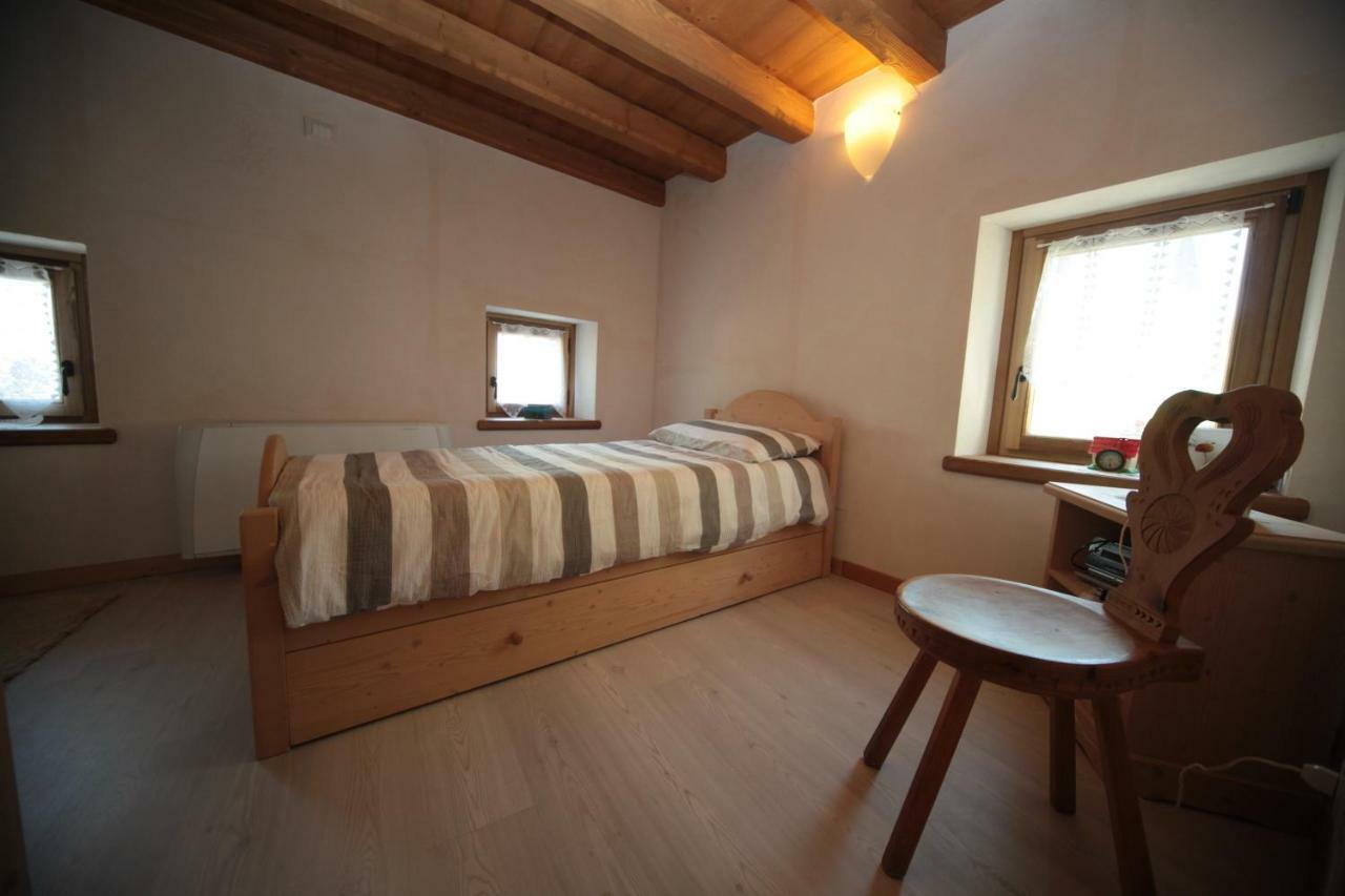 Albergo Diffuso Valcellina E Val Vajont In Casso Bagian luar foto